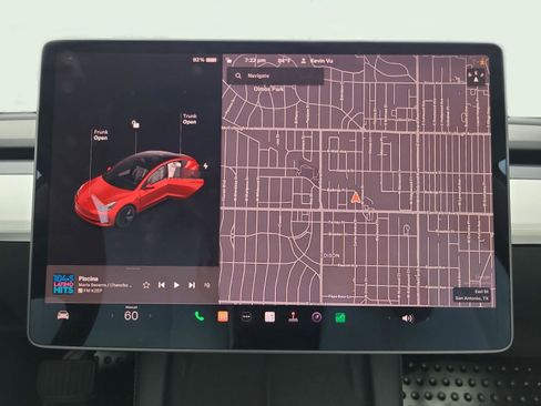 Used 2021 Tesla Model 3 Standard Range Plus image 15