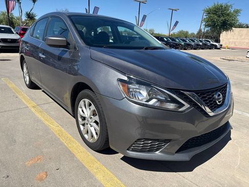 Used 2019 Nissan Sentra SV FWD image 3