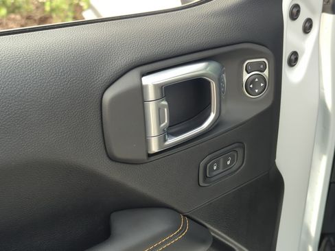 Used 2025 Jeep Wrangler Unlimited Rubicon 392 image 15