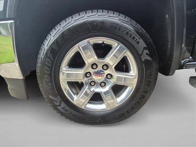 Used 2017 GMC Sierra 1500 SLT w/ Suspension Package, Off-Road AWD/4WD image 26