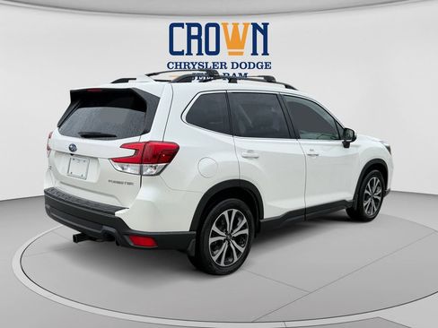 Used 2020 Subaru Forester Limited w/ Popular Package #3 AWD/4WD image 3