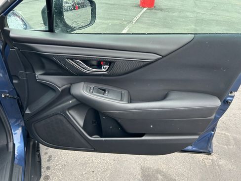 Used 2020 Subaru Outback Premium image 27