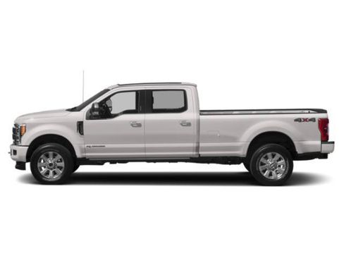 Used 2019 Ford F250 Lariat w/ Lariat Ultimate Package AWD/4WD image 3