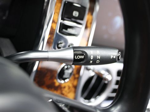 Used 2013 Rolls-Royce Ghost RWD image 32