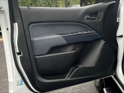 Used 2020 Chevrolet Colorado Z71 image 21