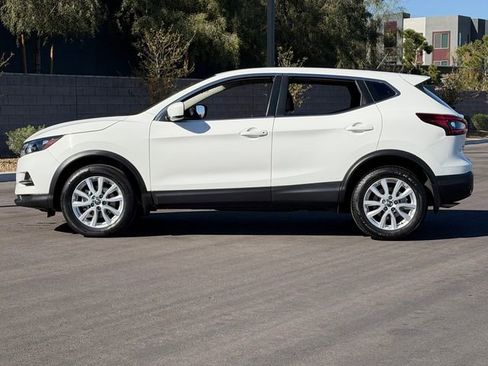 Certified 2022 Nissan Rogue Sport S image 2