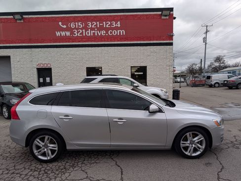 Used 2015 Volvo V60 T5 Premier image 5