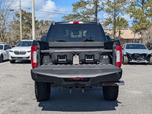 Used 2017 Ford F250 Platinum w/ Platinum Ultimate Package image 15