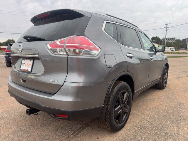 Used 2016 Nissan Rogue S w/ Appearance Package AWD/4WD image 7