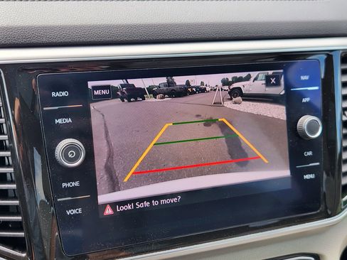 Used 2019 Volkswagen Atlas SEL R-Line image 36