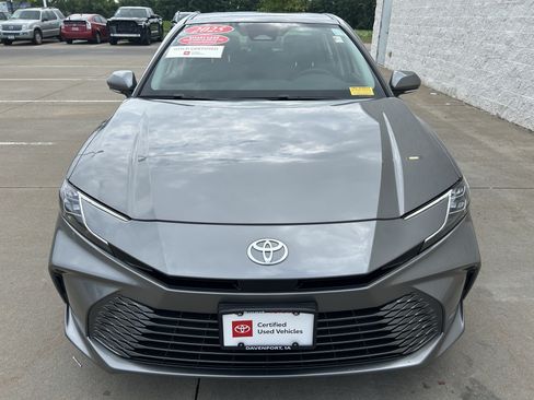 Certified 2025 Toyota Camry XLE FWD image 2
