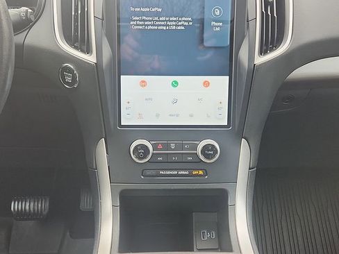 Certified 2023 Ford Edge SEL w/ Convenience Package image 17