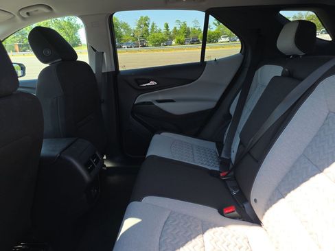 Used 2023 Chevrolet Equinox LT FWD image 10