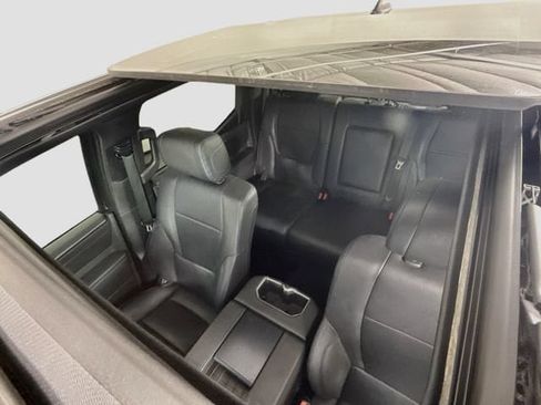 Used 2025 Toyota Tundra Platinum AWD/4WD image 22
