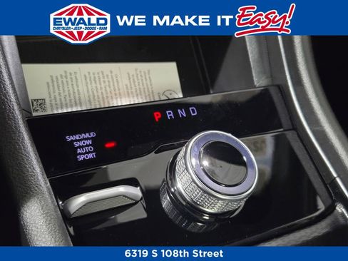 New 2025 Jeep Grand Cherokee L Limited w/ Luxury Tech Group II image 6