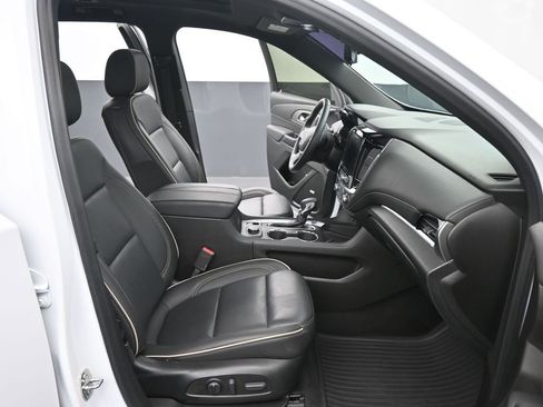 Used 2023 Chevrolet Traverse Premier w/ Redline Edition image 20