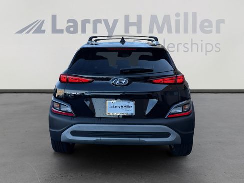 Used 2023 Hyundai Kona SEL FWD image 4