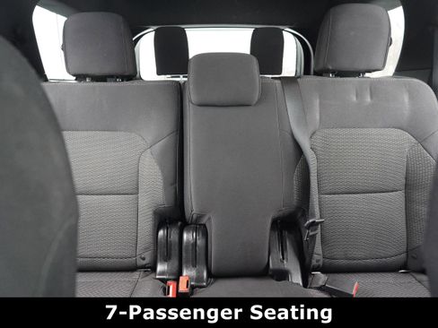 Used 2019 Ford Explorer XLT image 33