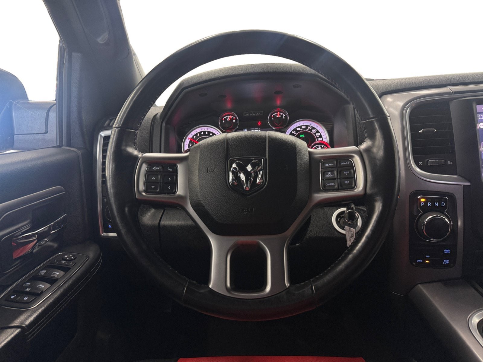Used 2024 RAM 1500 Warlock AWD/4WD image 15
