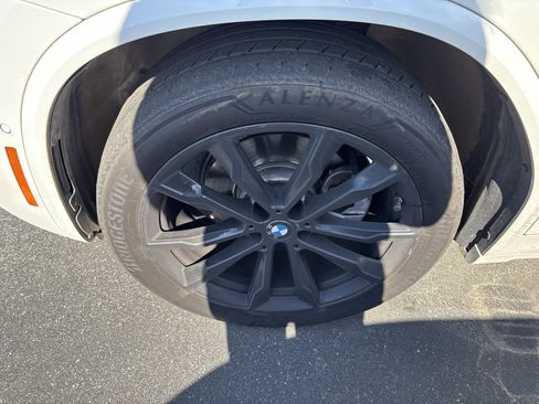 Used 2024 BMW X4 xDrive30i w/ Premium Package image 37