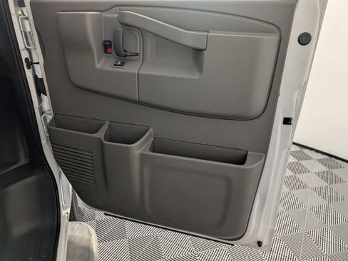 Used 2024 GMC Savana 2500 w/ Driver Convenience Package RWD image 24
