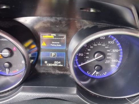 Used 2015 Subaru Legacy 2.5i Premium w/ Popular Package #3 AWD/4WD image 3