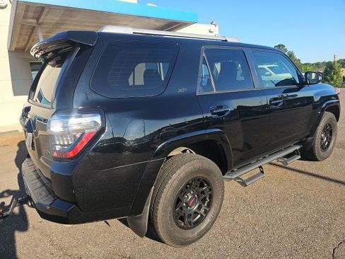 Used 2018 Toyota 4Runner SR5 Premium image 21