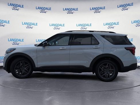 New 2027 Ford Explorer ST w/ Sun And Sound Package AWD/4WD image 10