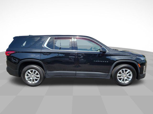 Used 2023 Chevrolet Traverse LS AWD/4WD image 4