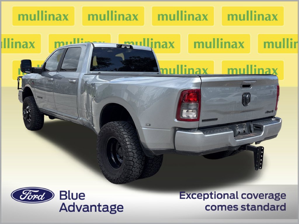 Used 2023 RAM 3500 Big Horn w/ Night Edition AWD/4WD image 10