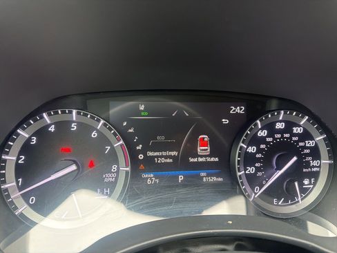 Used 2021 Toyota Highlander XLE image 7