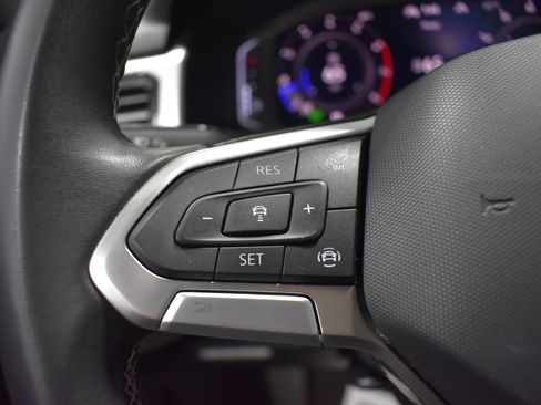 Used 2023 Volkswagen Atlas Cross Sport SE image 26