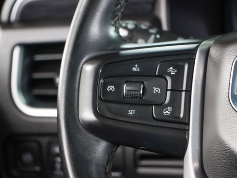 Used 2024 GMC Yukon SLT w/ SLT Premium Package AWD/4WD image 14