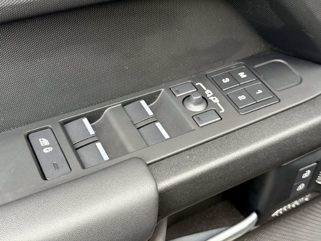 Used 2024 Land Rover Defender 110 Carpathian Edition AWD/4WD image 16