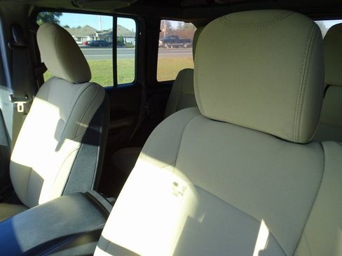 Used 2020 Jeep Wrangler Unlimited Sport image 17