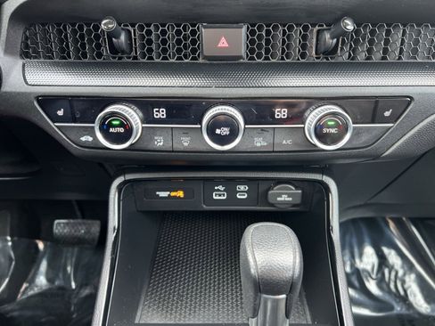 Used 2023 Honda CR-V EX image 20