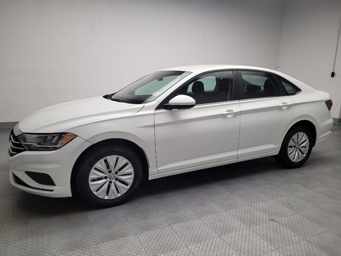 Used 2019 Volkswagen Jetta S w/ Driver Assistance Package FWD image 2