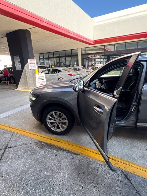 Used 2021 Buick Envision Preferred FWD image 3