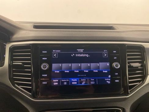 Used 2021 Volkswagen Atlas Cross Sport SEL Premium image 11