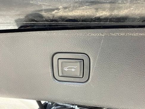 Used 2022 Chevrolet Blazer LT AWD/4WD image 7
