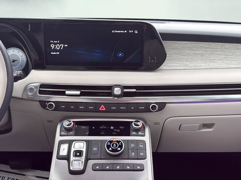 Used 2025 Hyundai Palisade Calligraphy AWD/4WD image 18