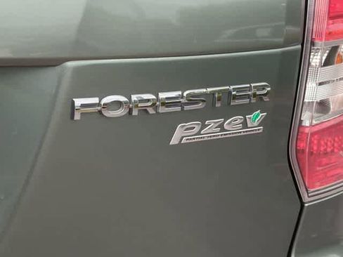 Used 2016 Subaru Forester 2.5i w/ Popular Package #1 AWD/4WD image 12