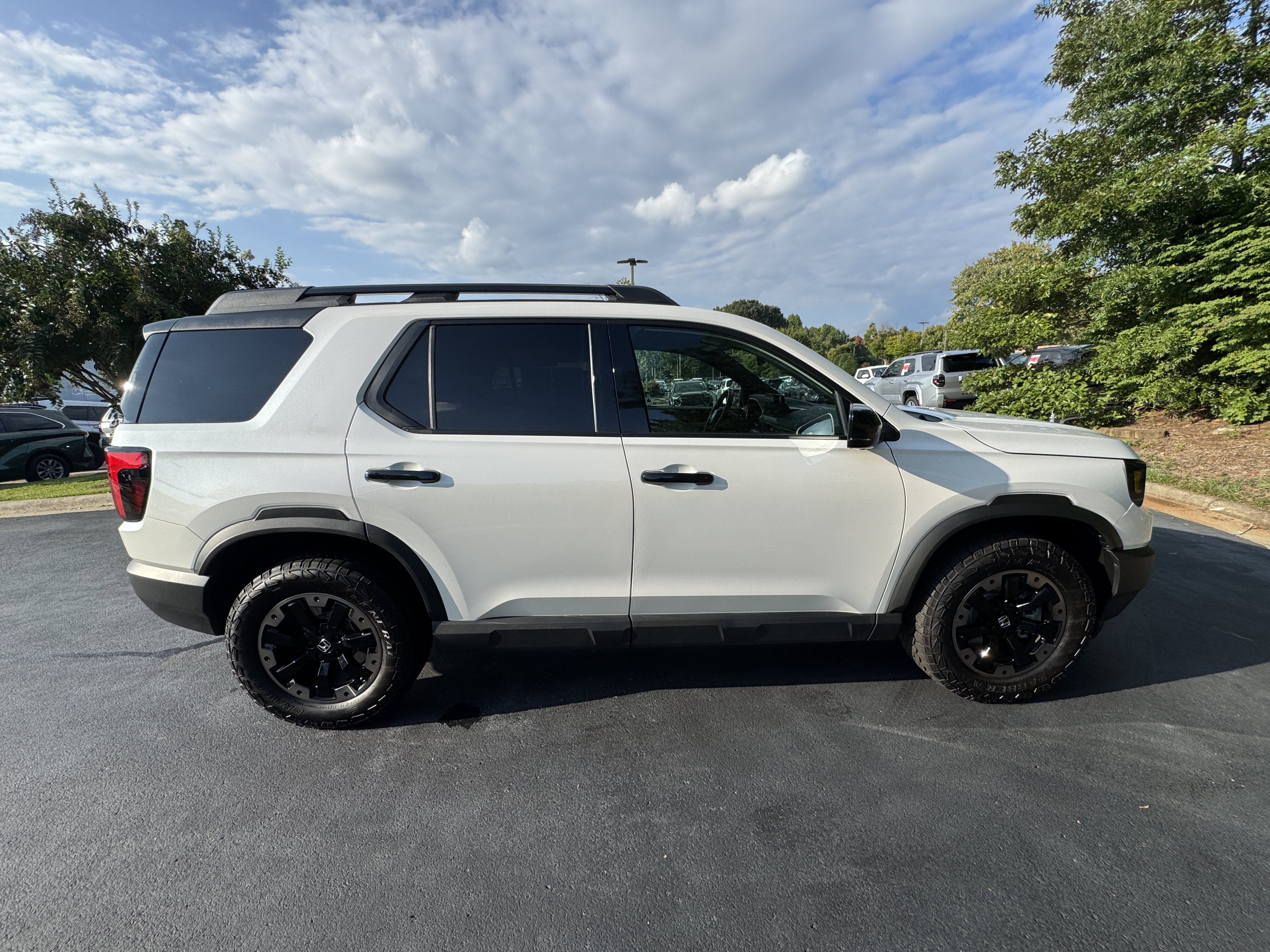 Used 2026 Honda Passport TrailSport Elite image 4