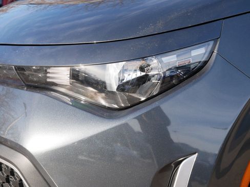 Certified 2025 Kia Soul LX image 16