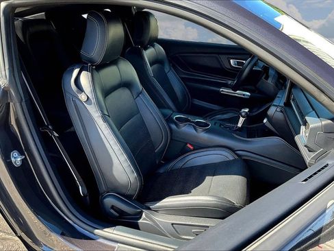 Used 2024 Ford Mustang Premium RWD image 29