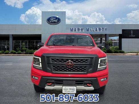 Used 2024 Nissan Titan PRO-4X w/ Pro-4x Convenience Package AWD/4WD image 8