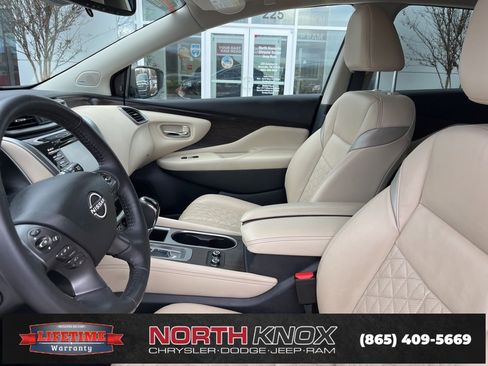 Used 2023 Nissan Murano Platinum w/ Cargo Package image 3