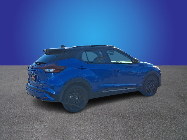 Used 2023 Nissan Kicks SR w/ SR Premium Package FWD image 4