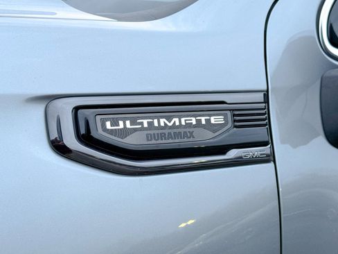 Used 2023 GMC Sierra 1500 Denali Ultimate image 12