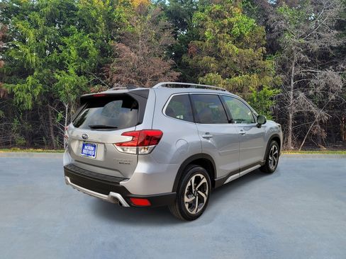Certified 2024 Subaru Forester Touring w/ Pop Package 2 AWD/4WD image 17